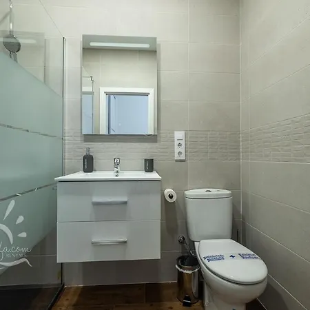 Dom Apartment *